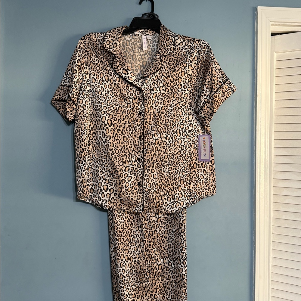 SELLING JOYSPUN PAJAMAS FOR WOMEN SIZE XL NWT SHORT SLEEVE - Picture 9 of 13